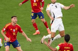 爱游戏官方入口-西班牙足球队在俄罗斯取得胜利