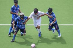 包含绝对精彩！顶级球员们在比赛中展现出色技艺的词条