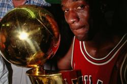 爱游戏网站-芝加哥公牛队传出新外援加盟消息