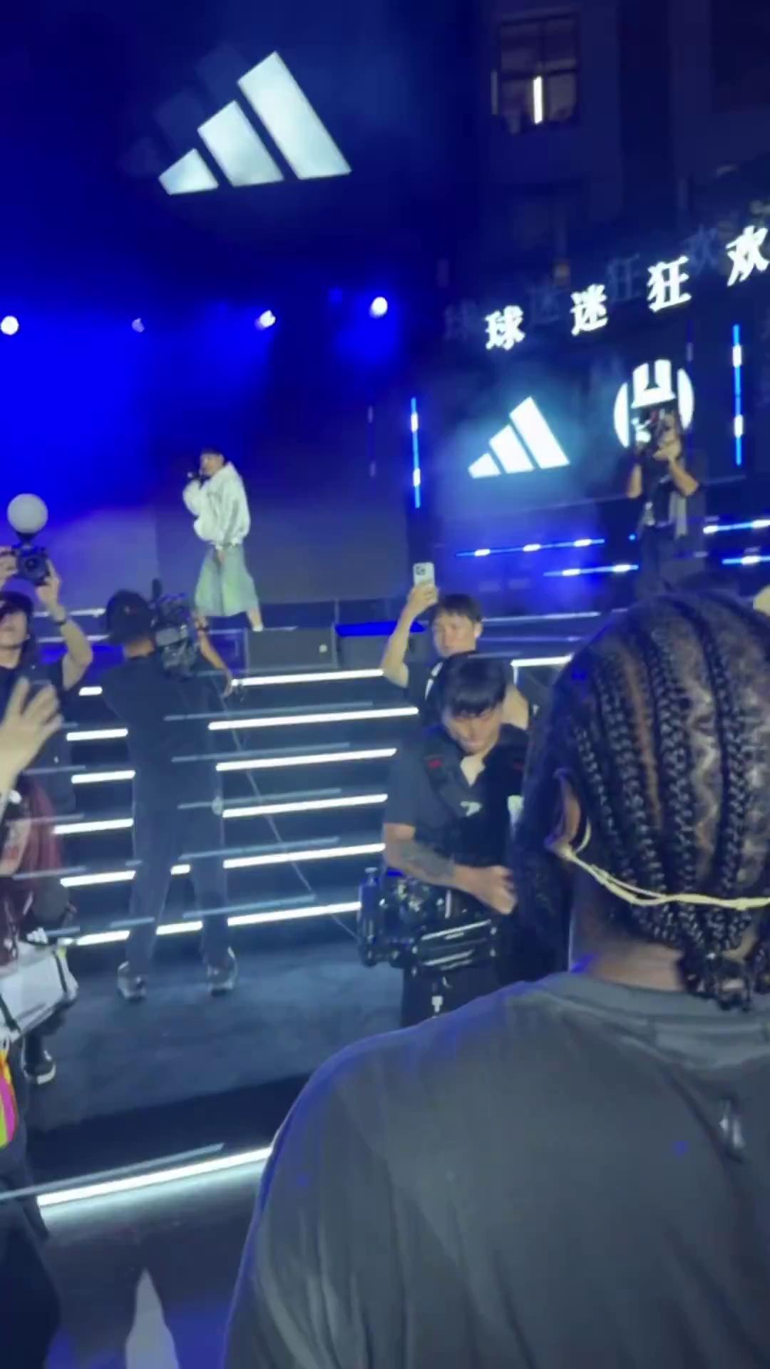 NBA球星生日活动引发球迷热情，互动频繁的简单介绍