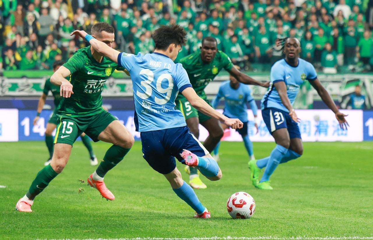 杭州绿城客场击败对手，积分榜攀升迅速的简单介绍