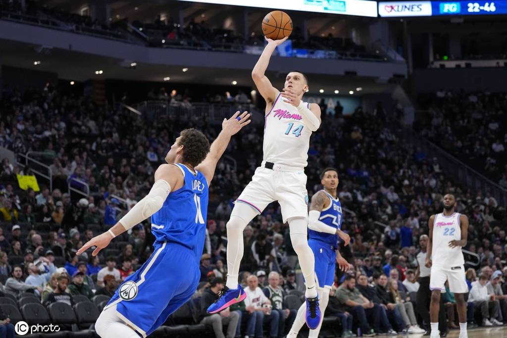 雄鹿负热火结束五连胜