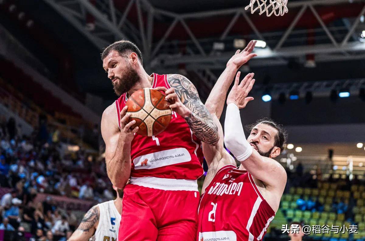 雄鹿轻取马刺，稳坐东部榜首