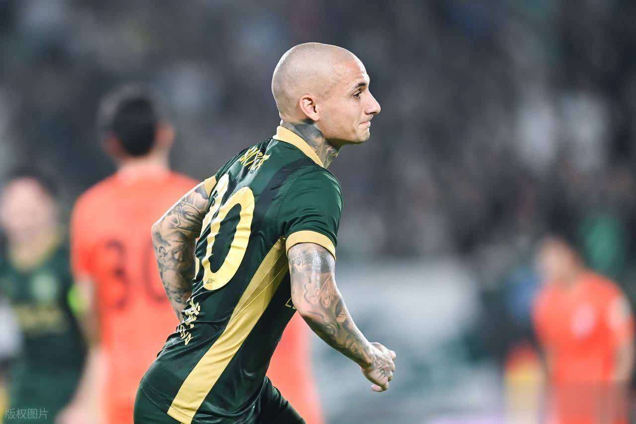 进球机器！前锋连场破门助球队连胜的简单介绍