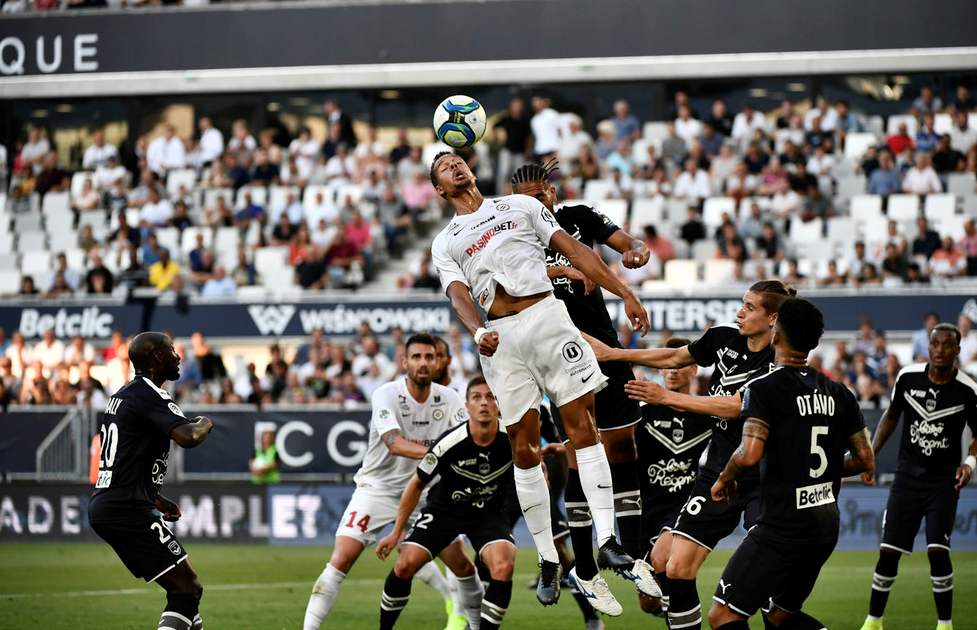 甘冈主场击败里昂，保级前景一片光明的简单介绍